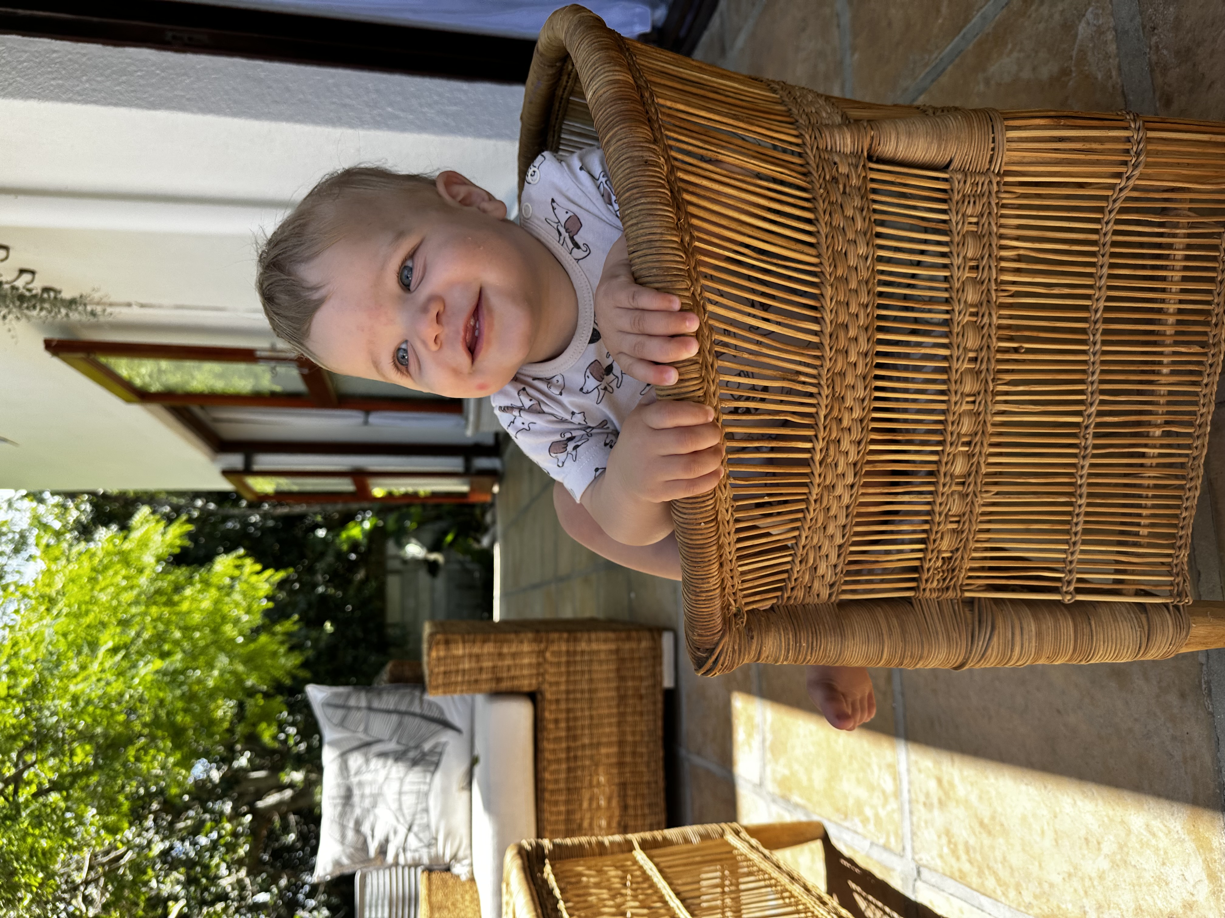 Auf der sonnigen Veranda